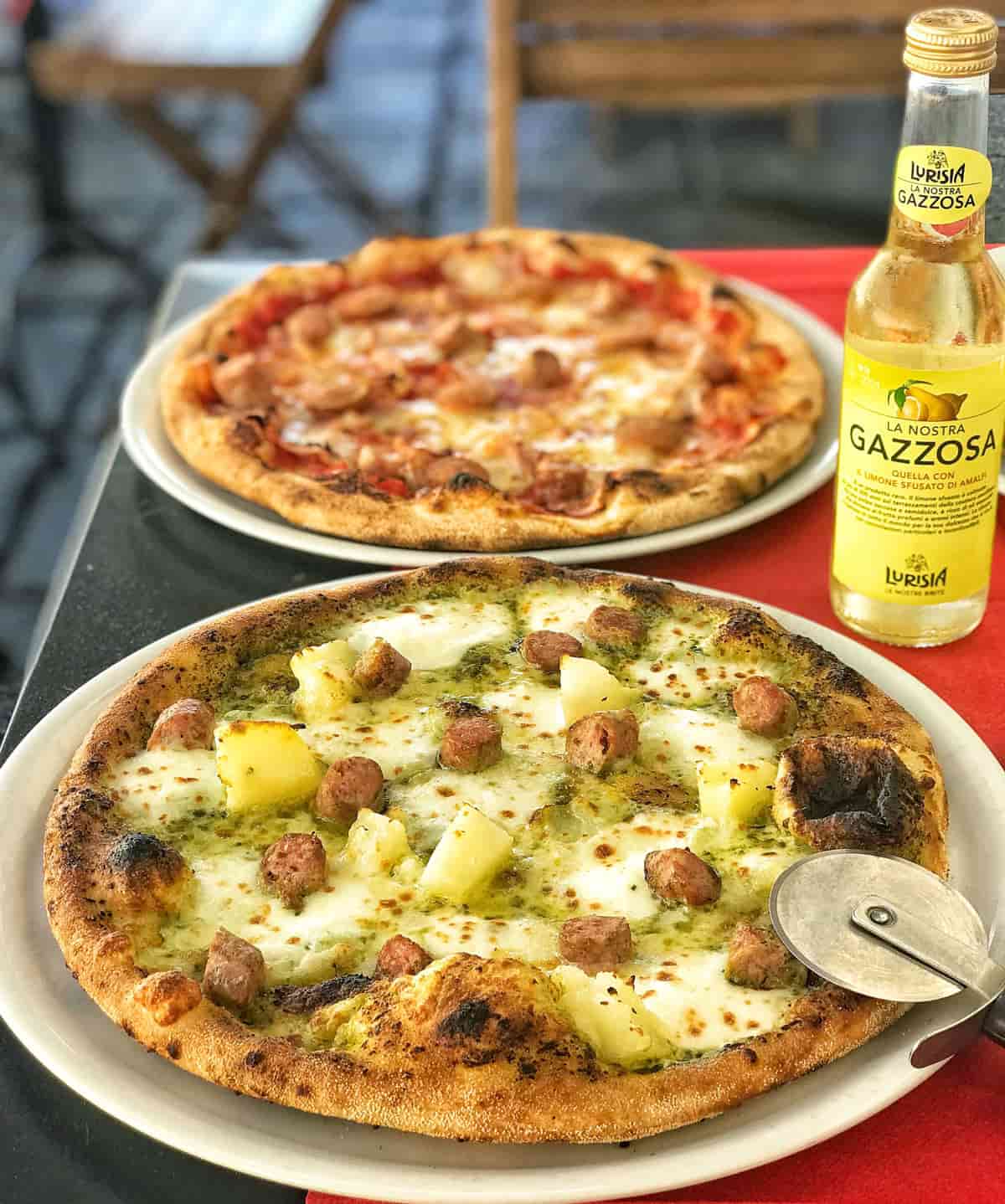 Pizzeria ad Hoc a Torino per la pizza con bagna cauda piemontese