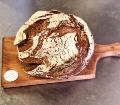 A Torino Luca Scarcella e la bontà del pane come una volta