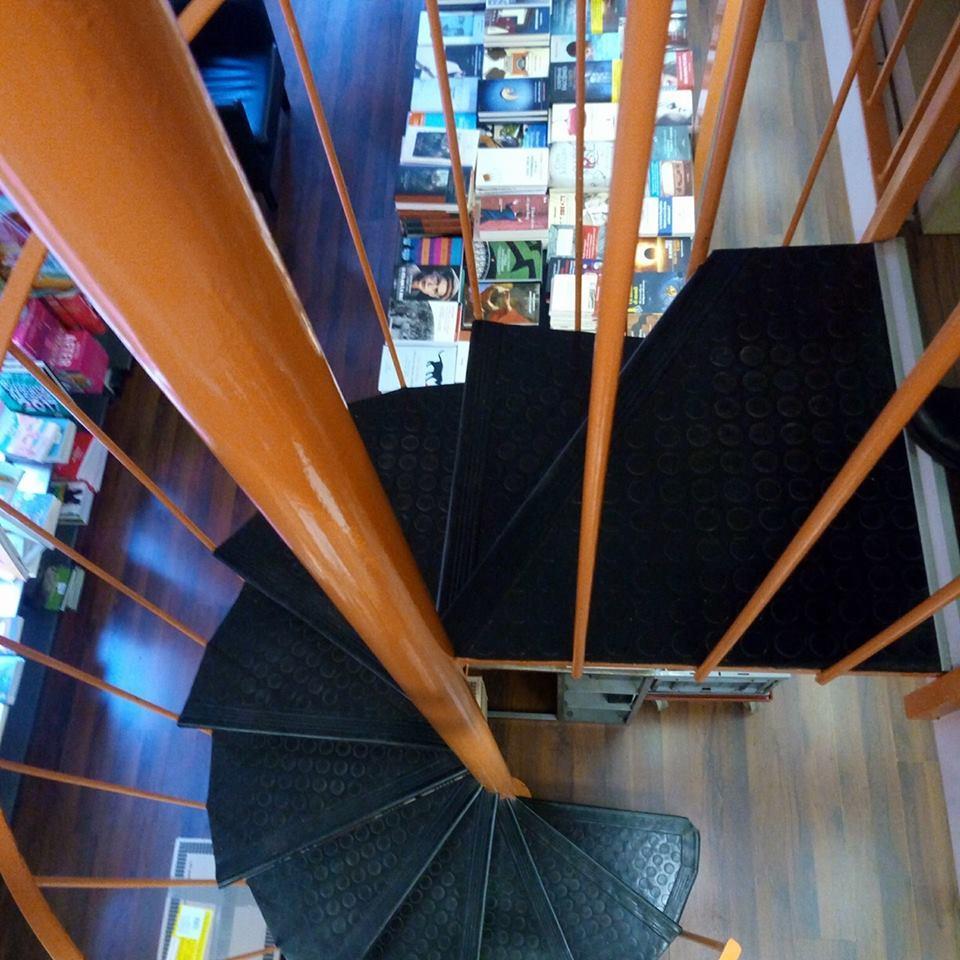 Città_del_sole_libreria - libreria-città-del-sole-3.jpg