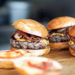 JOLLY - burger-jolly-min-1.jpg