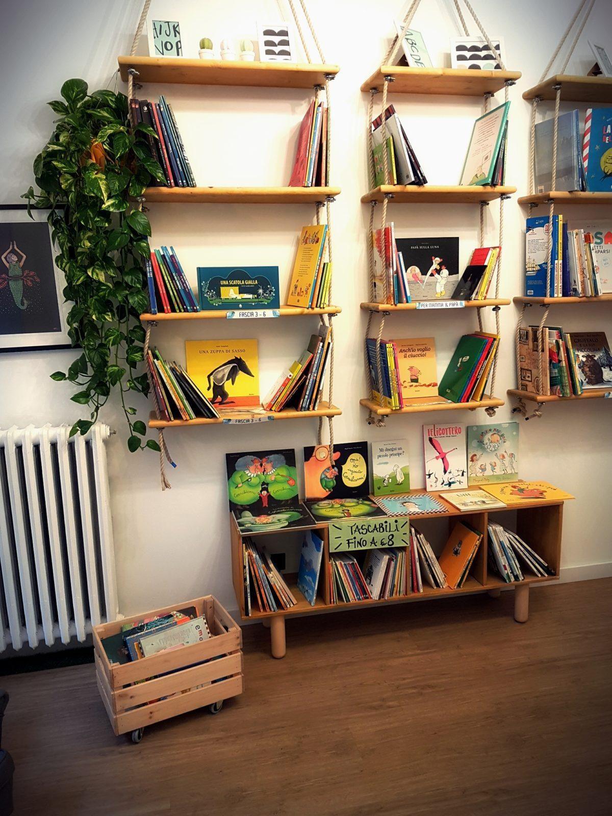 Le-altalene - libreria-bambini-torino.jpg